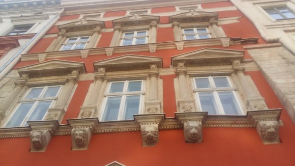 picture_303369176