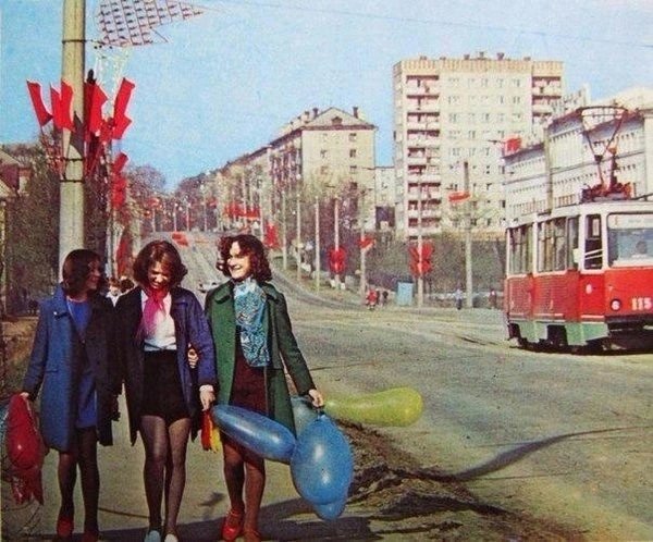 Первомайское утро, 1 мая. Нижний Тагил.