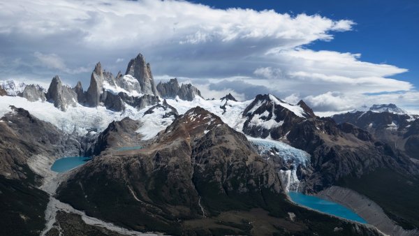 Argentina-mountains-patagonia-crag-clouds-5k-le-3840x2160