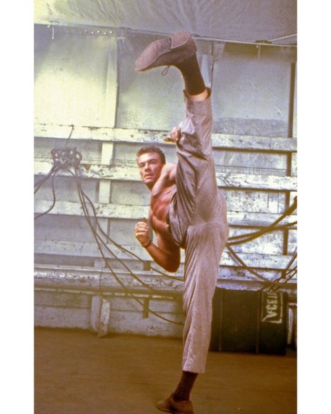 kCMOhZRAoI4