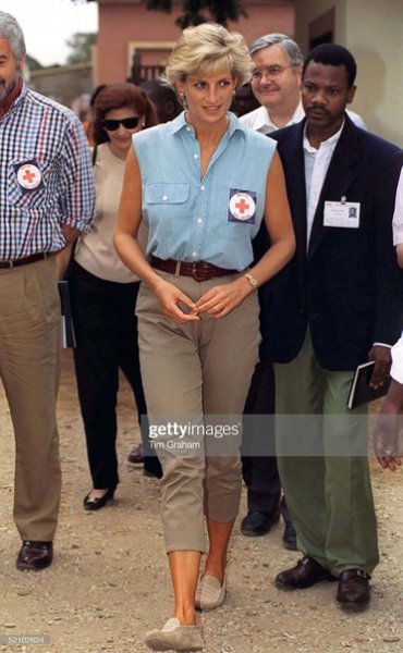 picture_355383043