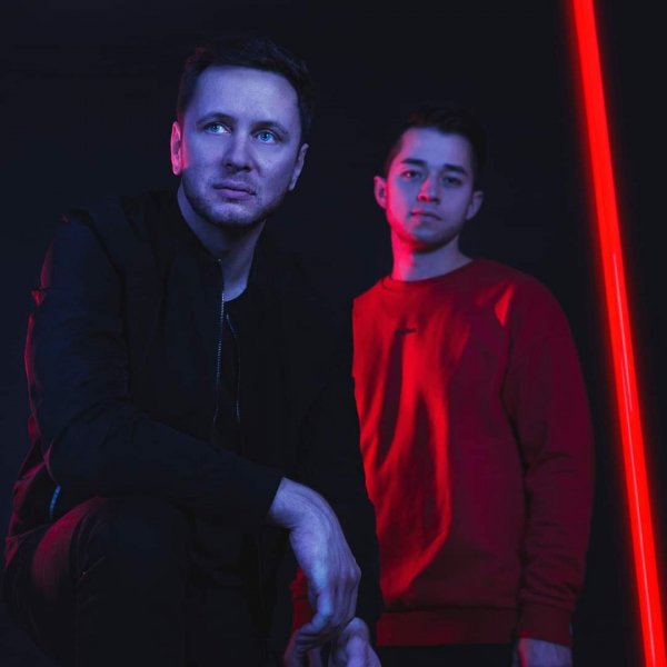 VIZE - Wait (Alibi Blue)