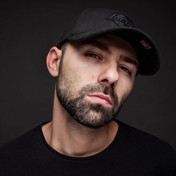 Spike - Never Gonna Give You Up (BabRoV Remix)